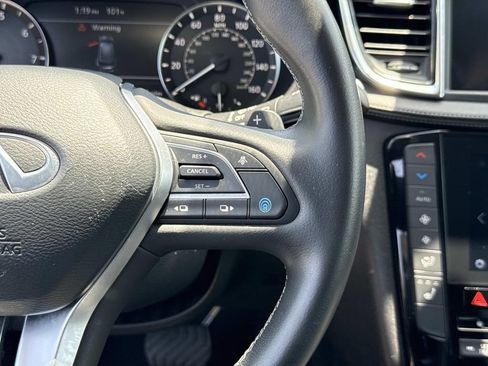 Used 2024 INFINITI QX50 Luxe w/ Accent Package AWD/4WD image 9