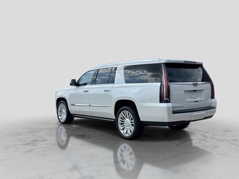 Used 2018 Cadillac Escalade ESV Platinum AWD/4WD image 4