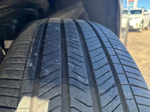 Used 2024 Toyota Grand Highlander XLE image 44