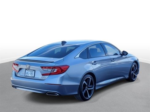 Used 2022 Honda Accord Sport image 8