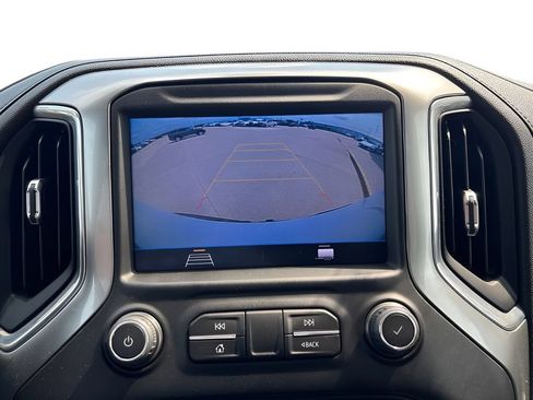 Used 2021 Chevrolet Silverado 1500 RST w/ Max Trailering Package AWD/4WD image 23