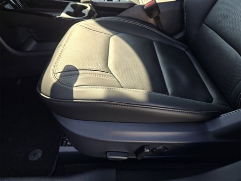 Used 2025 Ford Mustang Mach-E Premium image 20