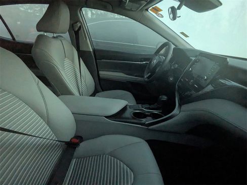 Certified 2024 Toyota Camry SE image 10