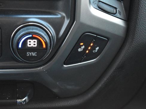 Used 2018 Chevrolet Silverado 1500 LT w/ All Star Edition image 11