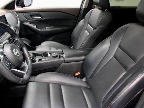 Certified 2023 Nissan Rogue SV w/ SV Premium B Package AWD/4WD image 22