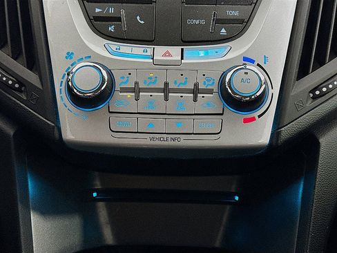 Used 2015 Chevrolet Equinox LT w/ Driver Convenience Package FWD image 15