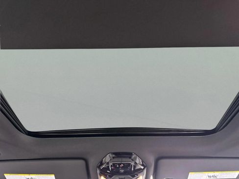 New 2026 BMW 530i xDrive w/ M Sport Package image 12