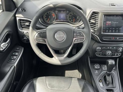 Used 2022 Jeep Cherokee Latitude Lux w/ Sun & Sound Group AWD/4WD image 18