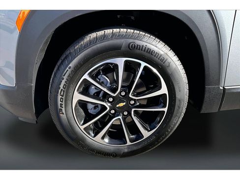 New 2026 Chevrolet TrailBlazer LT w/ Driver Confidence Package FWD image 13