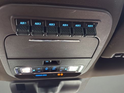 Used 2025 Ford F350 King Ranch w/ Chrome Package AWD/4WD image 39