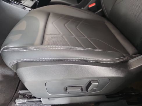 Used 2026 BMW X2 xDrive28i AWD/4WD image 27