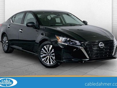 Used 2025 Nissan Altima 2.5 SV