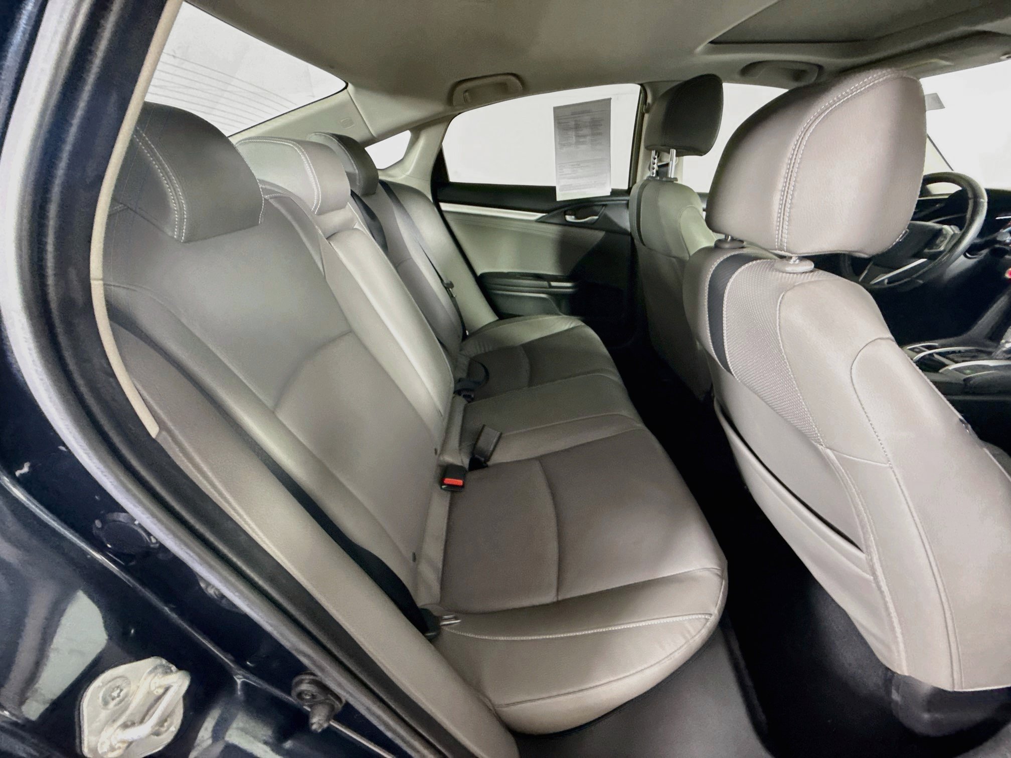 Used 2018 Honda Civic Touring image 35