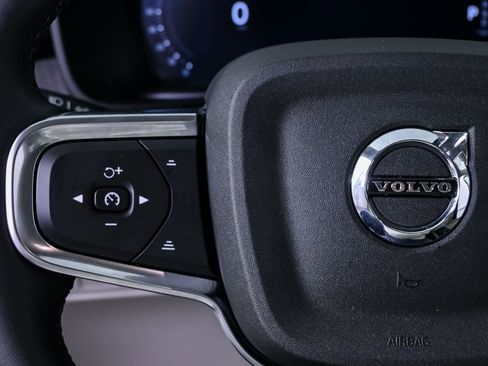 Certified 2026 Volvo XC40 B5 Plus w/ Protection Package Premier image 11