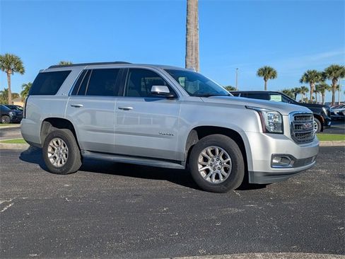 Used 2019 GMC Yukon SLT w/ Open Road Package image 2