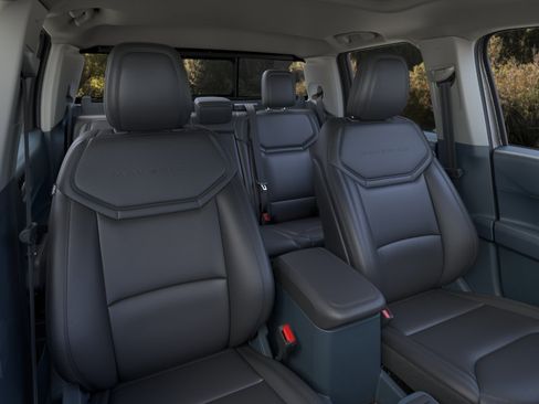 New 2026 Ford Maverick Lariat w/ Black Appearance Package image 10