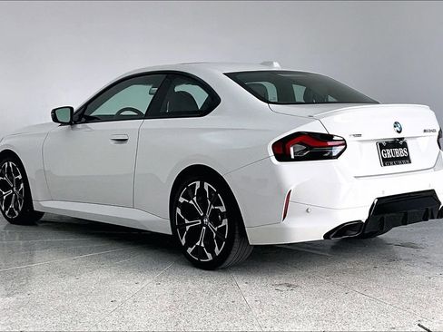 Used 2025 BMW M240i xDrive Coupe image 2