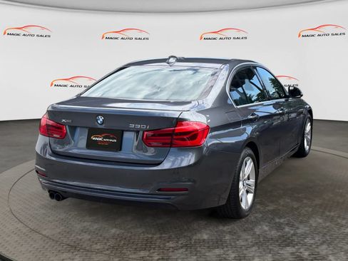 Used 2017 BMW 330i xDrive Sedan AWD/4WD image 10