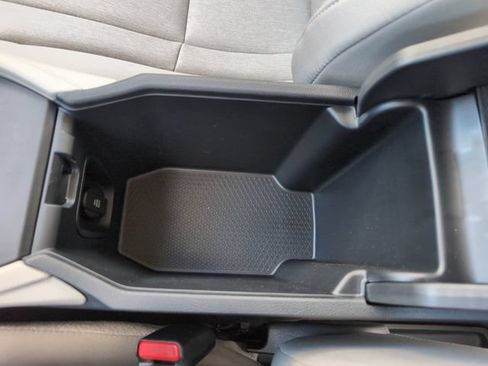 Used 2025 Honda Accord LX image 27