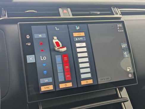 Used 2026 Land Rover Range Rover Velar Dynamic SE AWD/4WD image 24