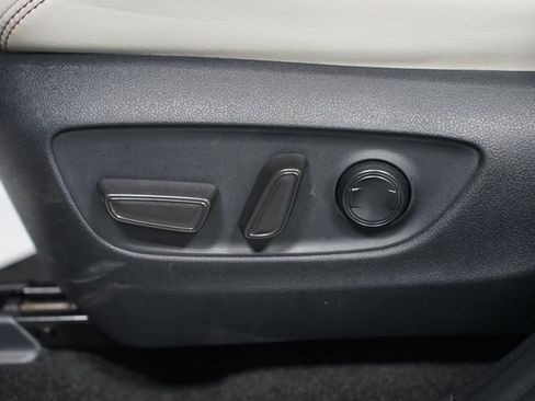 Certified 2024 Toyota RAV4 XLE Premium image 33