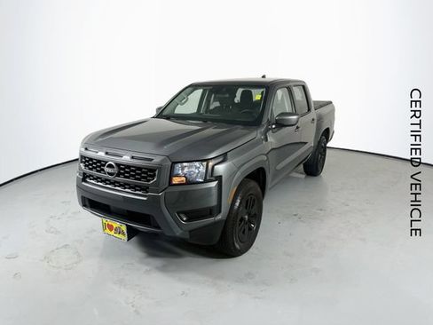 Certified 2025 Nissan Frontier SV RWD image 5