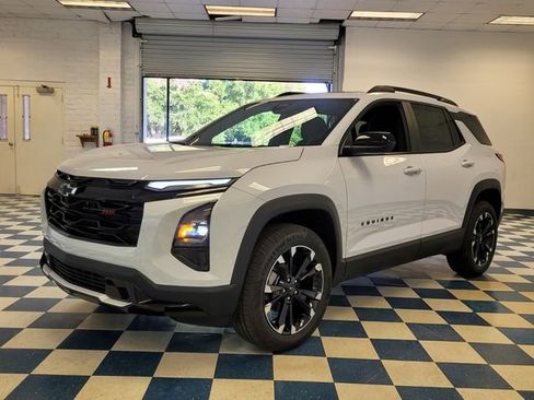 New 2026 Chevrolet Equinox RS w/ Convenience Package III image 3