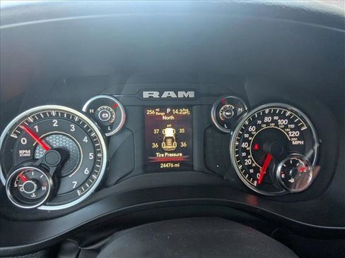 Used 2023 RAM 1500 Big Horn image 10