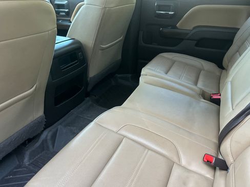Used 2018 GMC Sierra 3500 Denali AWD/4WD image 4