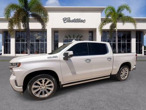 Used 2020 Chevrolet Silverado 1500 High Country w/ Technology Package RWD image 7