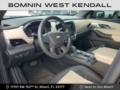 Used 2022 Chevrolet Traverse LS image 20