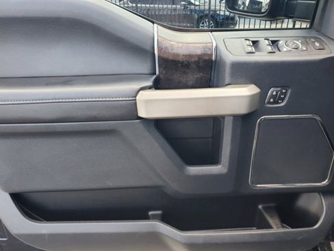 Certified 2022 Ford F250 Lariat image 12