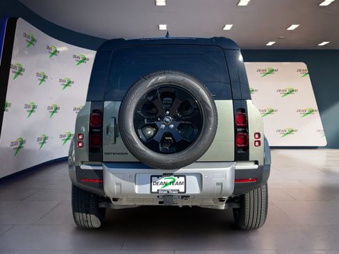Used 2025 Land Rover Defender 110 S AWD/4WD image 8
