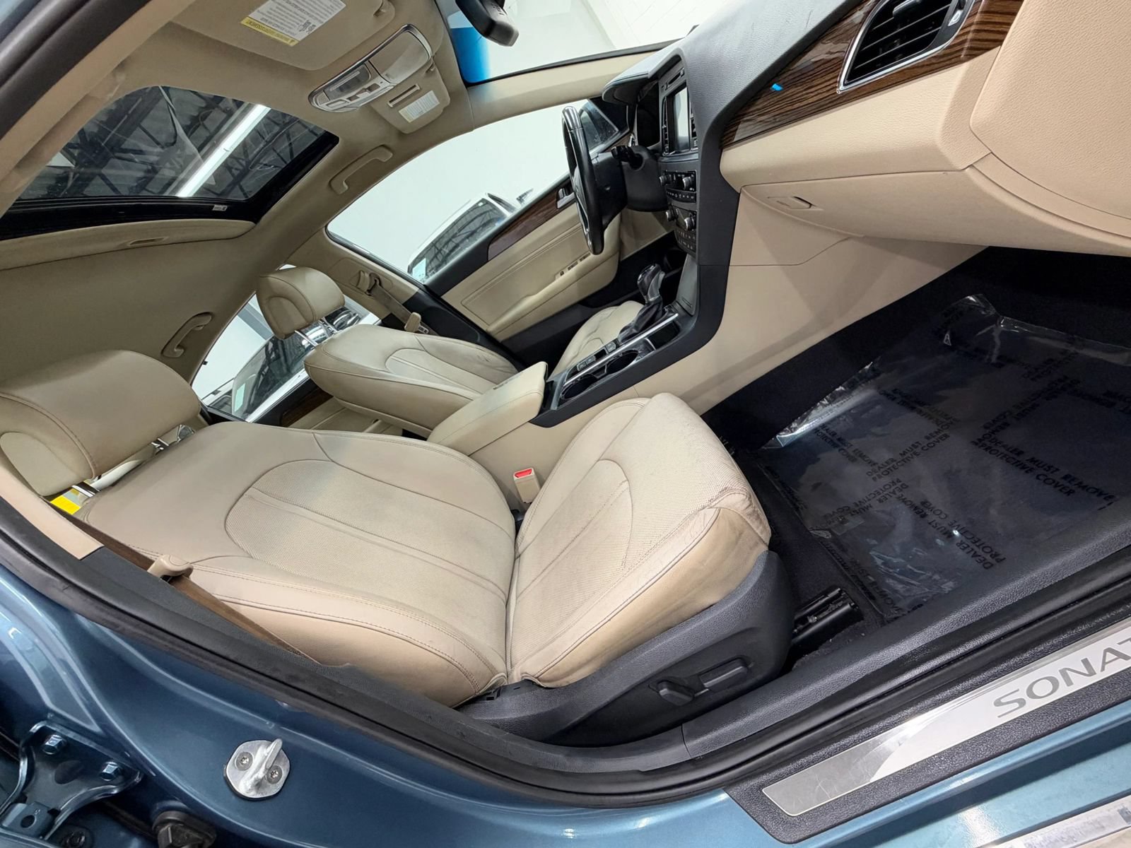 Used 2017 Hyundai Sonata Limited w/ Ultimate Package 04 FWD image 24