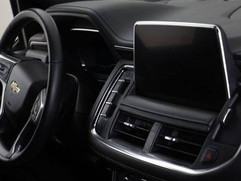 Used 2024 Chevrolet Tahoe LT AWD/4WD image 23