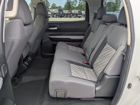 Used 2021 Toyota Tundra SR5 AWD/4WD image 13
