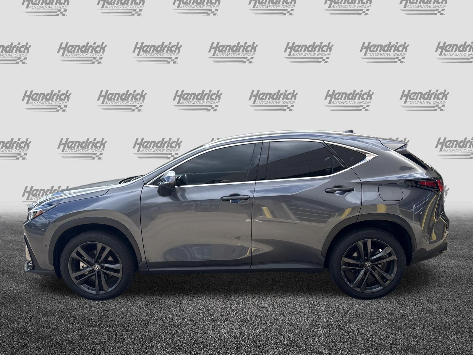 Used 2025 Lexus NX 450h+ AWD w/ Accessory Package (Z2) image 7