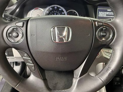Used 2015 Honda Accord EX-L image 18