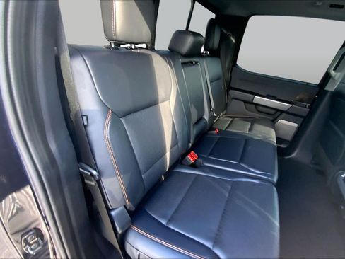 Certified 2025 Ford F250 Lariat w/ Lariat Ultimate Package AWD/4WD image 20