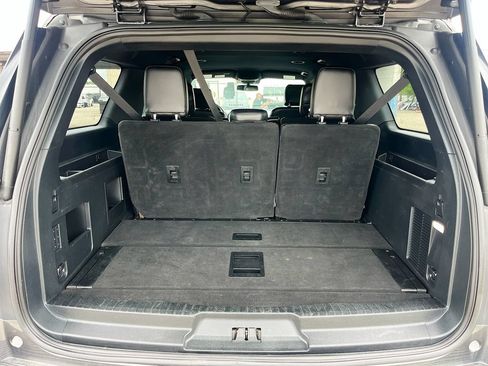 Used 2020 Ford Expedition Max XLT w/ Equipment Group 202A AWD/4WD image 25