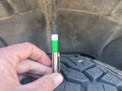 Used 2023 GMC Sierra 2500 SLT w/ SLT Premium Package image 9