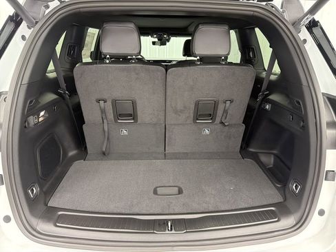 New 2026 Jeep Grand Cherokee L Limited image 8