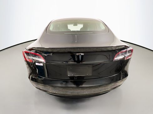 Used 2023 Tesla Model 3 Standard Range image 6