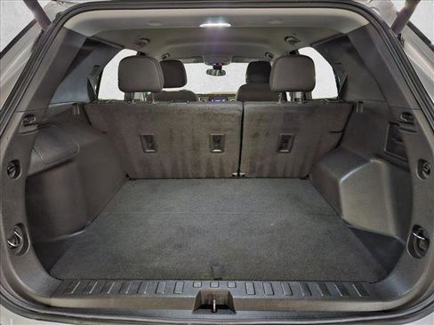 Used 2022 Chevrolet Equinox LT image 6