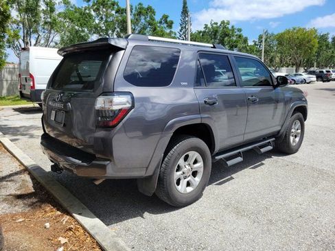Used 2020 Toyota 4Runner SR5 Premium w/ Moonroof Package image 4