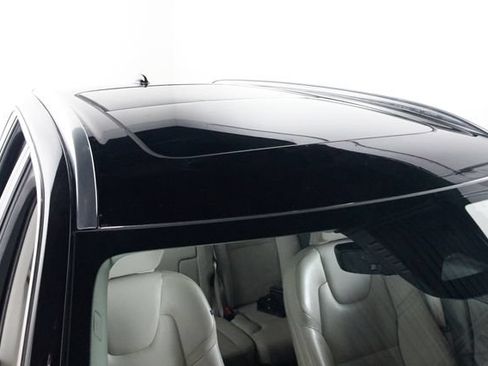 Certified 2023 Volvo XC90 B6 Core w/ Protection Package Premier AWD/4WD image 5