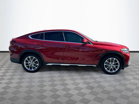 Certified 2022 BMW X6 xDrive40i w/ Premium Package image 8