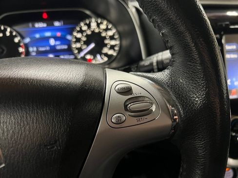 Used 2018 Nissan Murano SV image 26