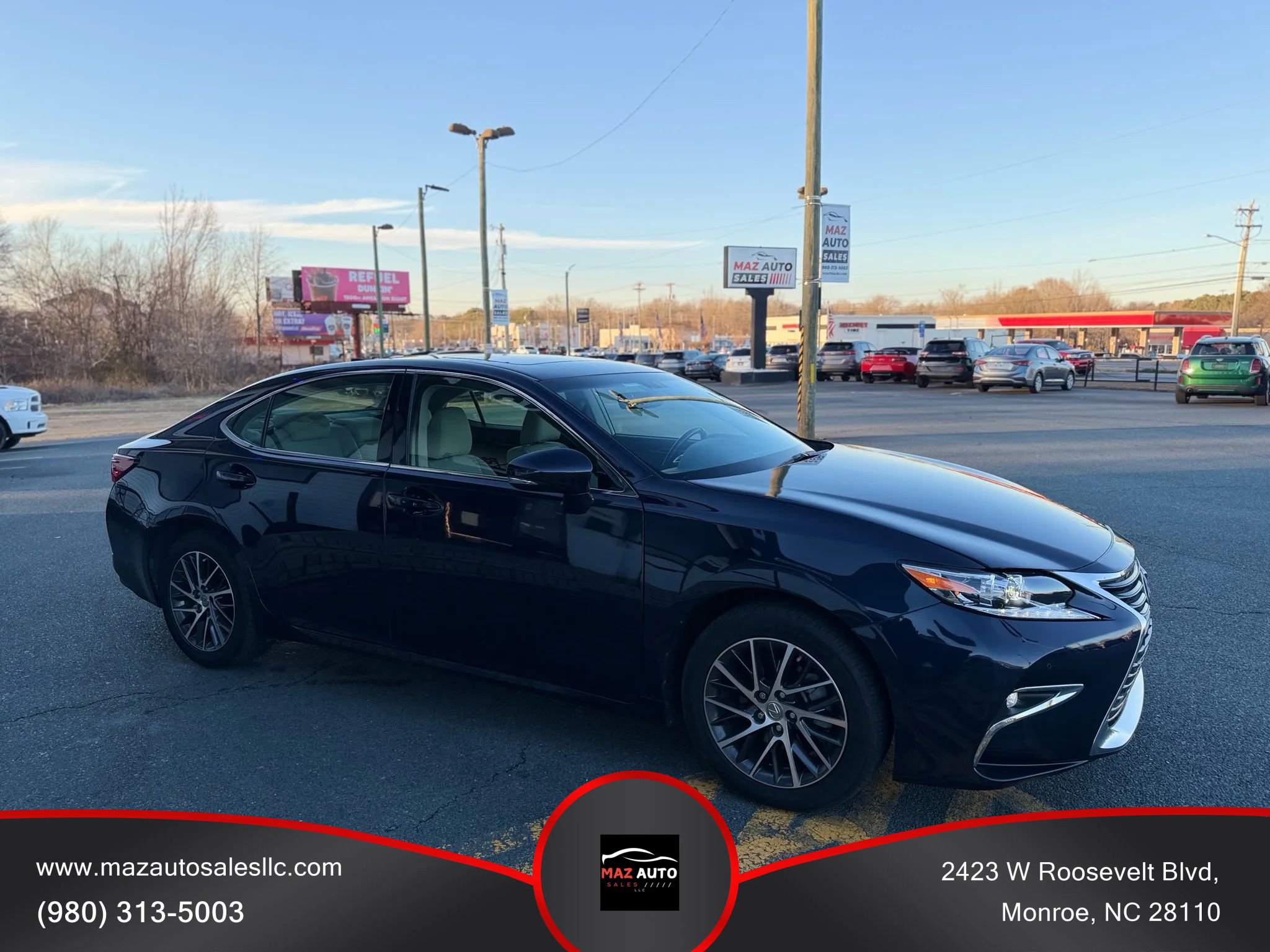Used 2016 Lexus ES 350 w/ Navigation System Package FWD image 3