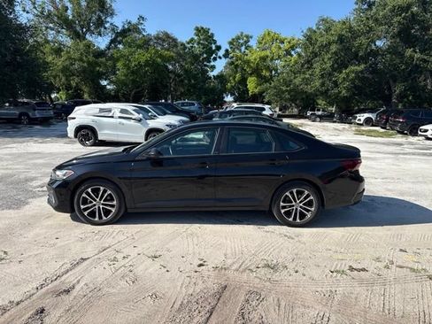 Used 2024 Volkswagen Jetta Sport FWD image 17